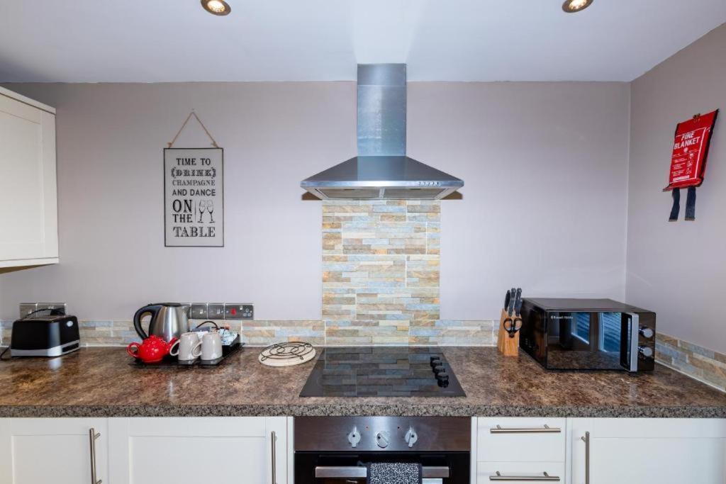 Appartamento Beaconsfield Farm Wells Esterno foto