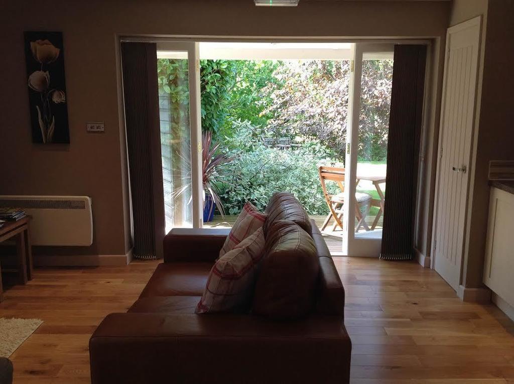 Appartamento Beaconsfield Farm Wells Esterno foto