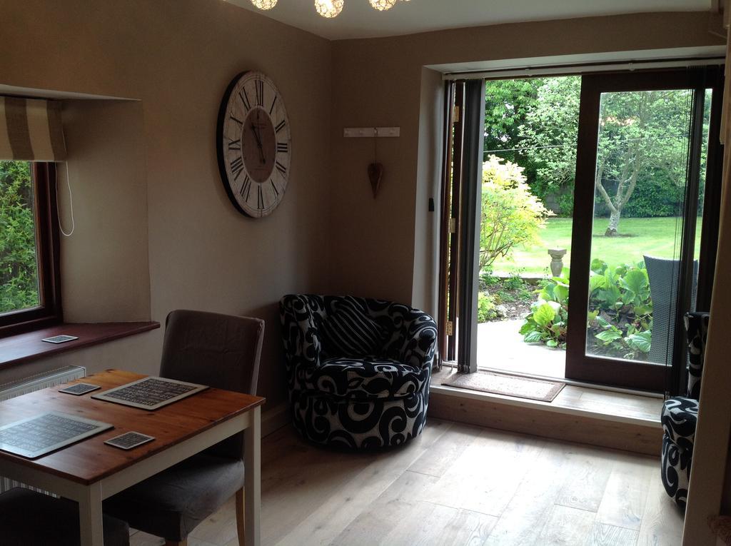 Appartamento Beaconsfield Farm Wells Esterno foto