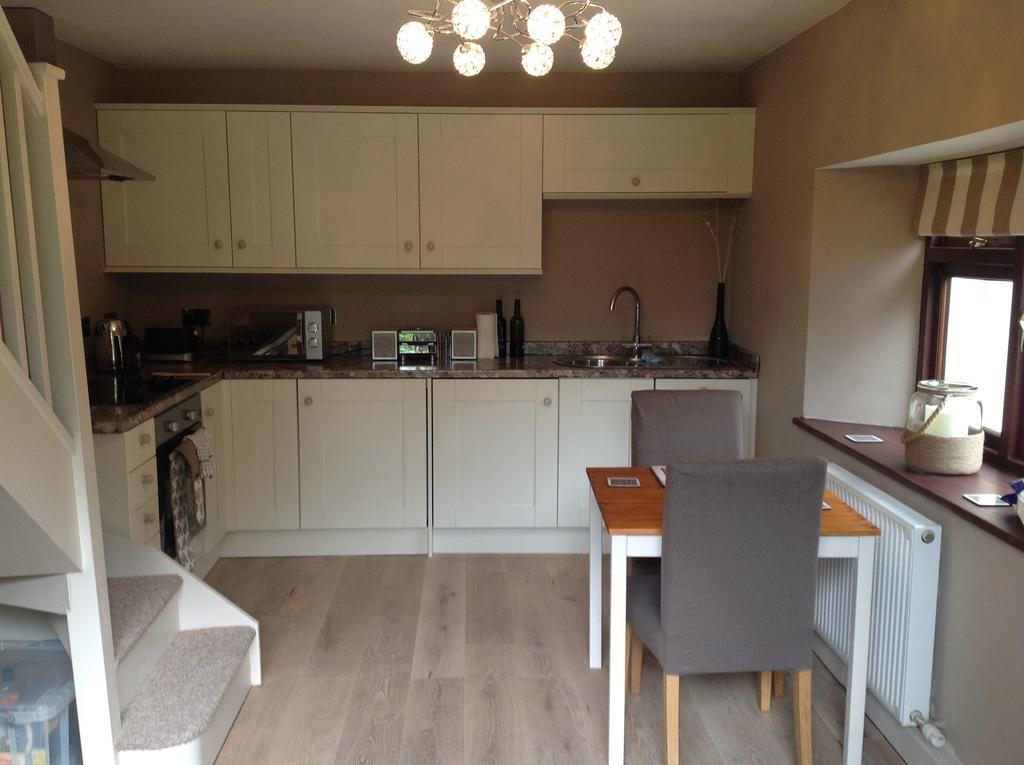 Appartamento Beaconsfield Farm Wells Esterno foto